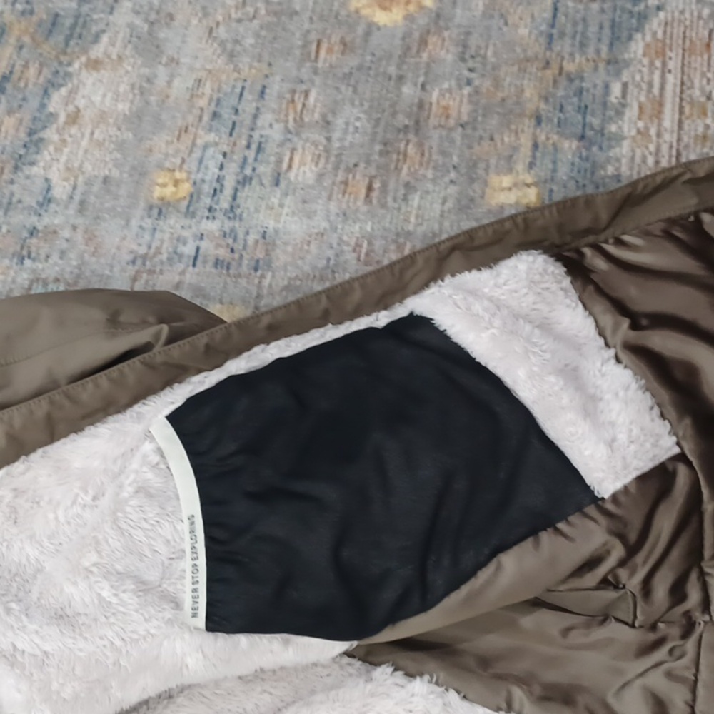 The North Face Hyvent Jacket - Picture 8 of 10